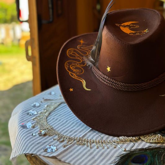 DIY Cowgirl Hat Evening at The Tilbury Datchworth